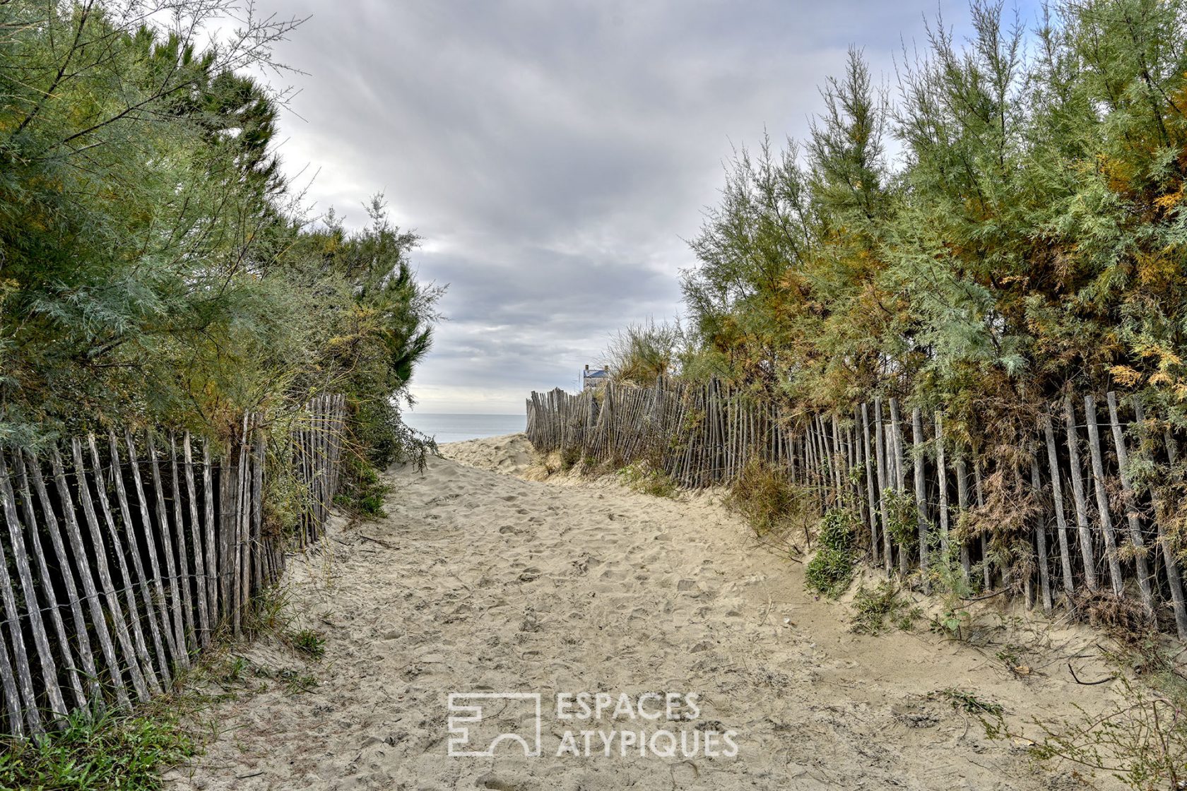 Rez de jardin en bord de mer