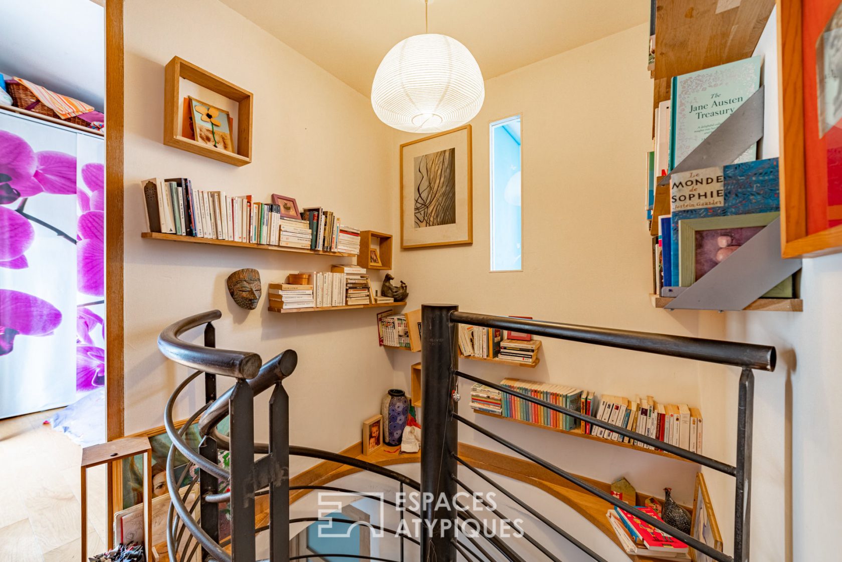 The hidden loft house