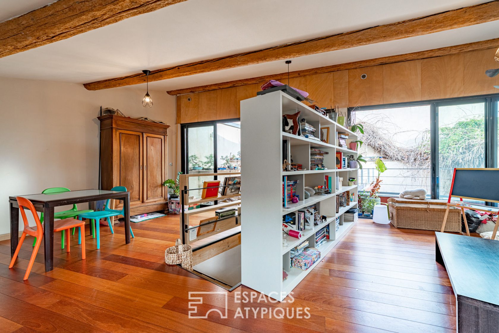 The hidden loft house