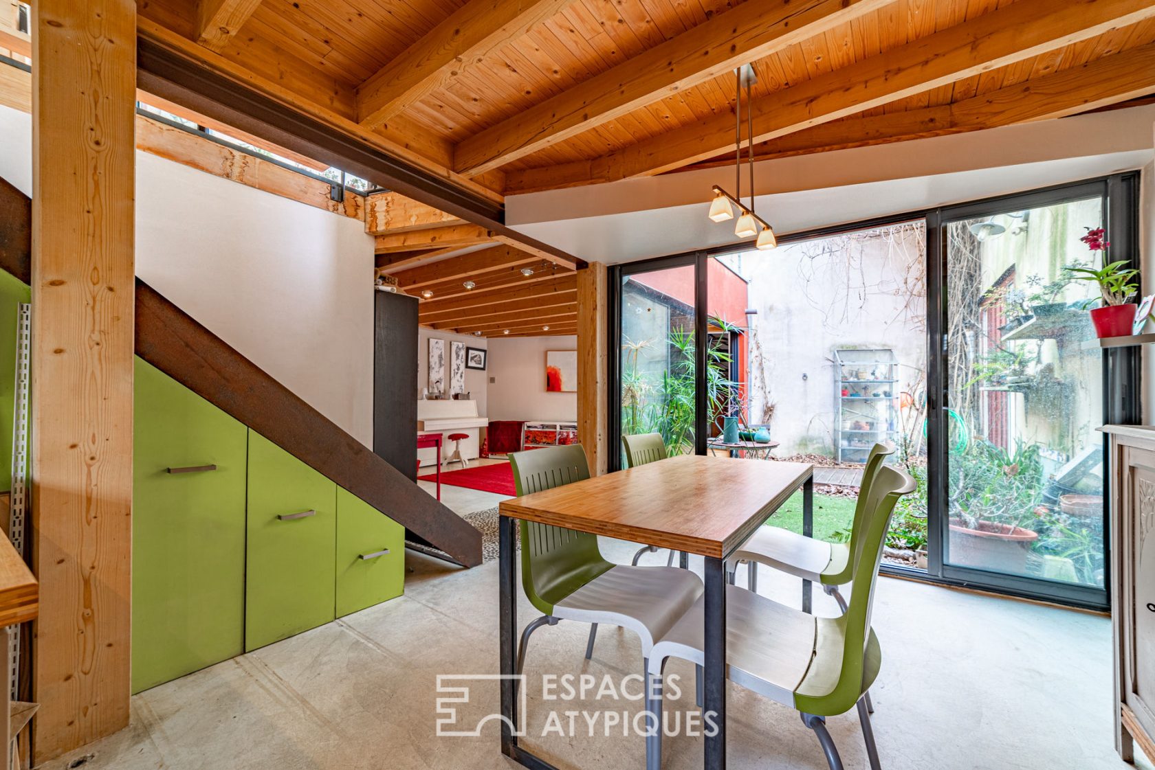 The hidden loft house