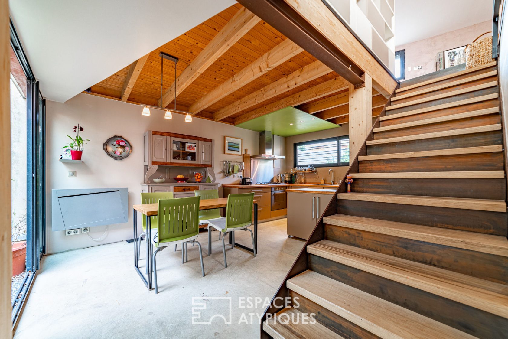 The hidden loft house