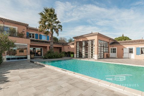 Maison d’architecte avec vue dominante
