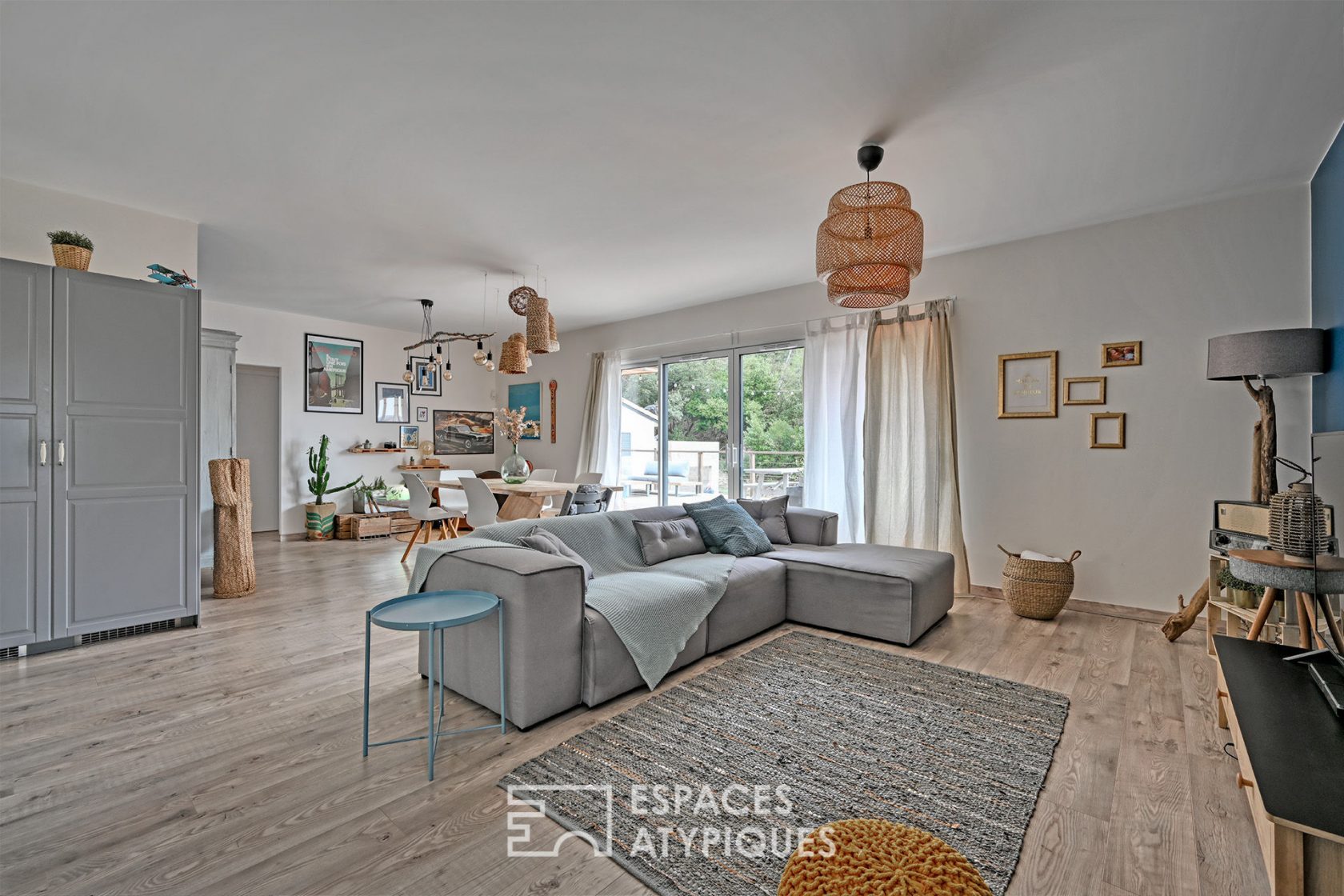 T4 wooden house