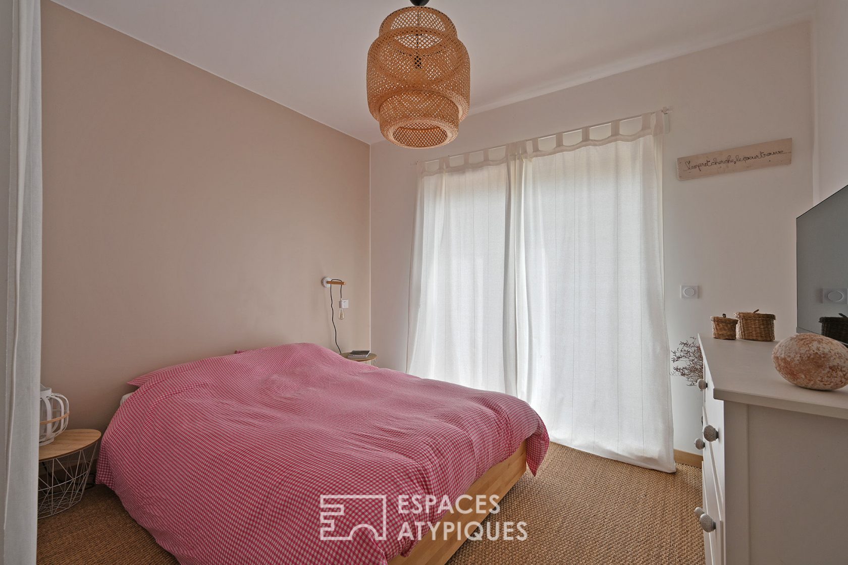T4 wooden house