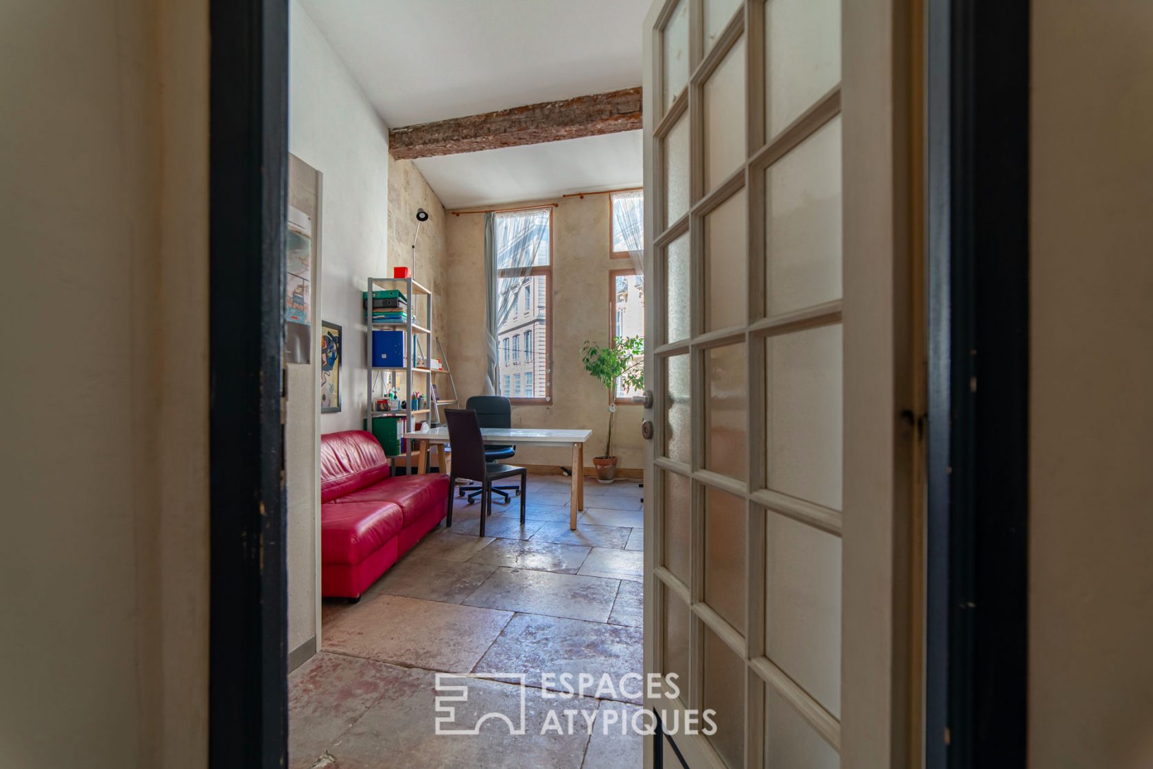 In the heart of the escutcheon: charming apartment