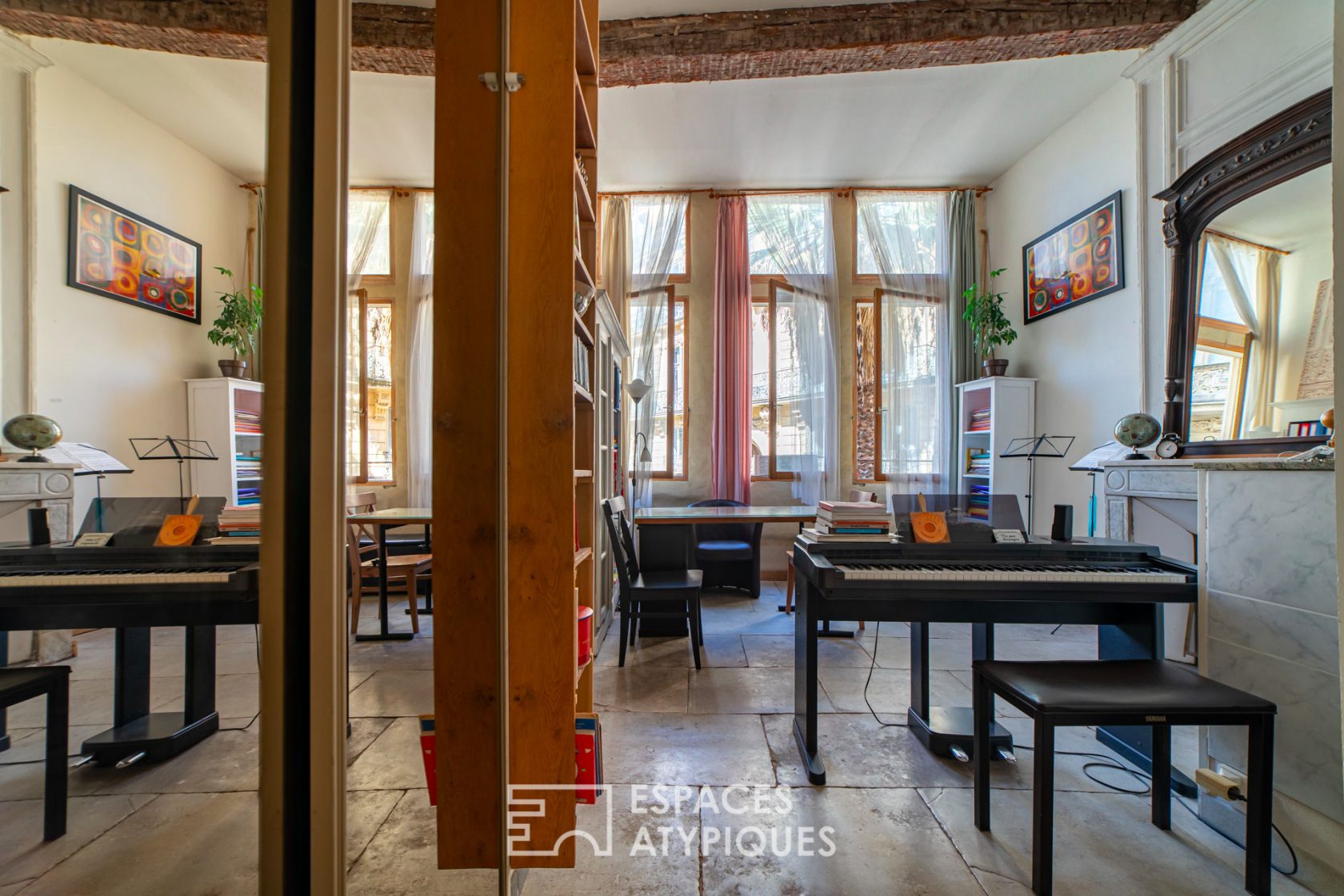 In the heart of the escutcheon: charming apartment