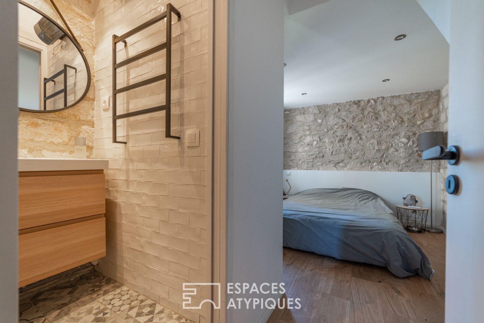 Superb duplex cocoon, Beaux Arts district
