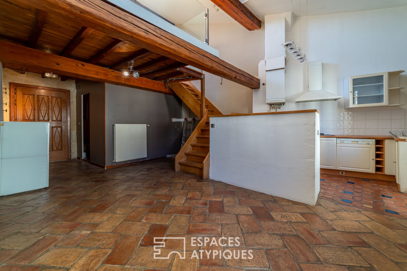 Duplex with panoramic view over the rooftops of Pignan