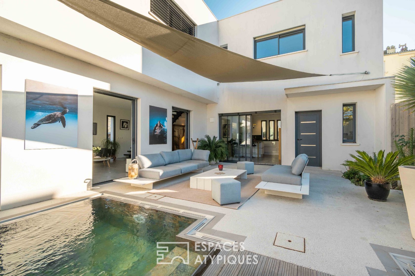 Superbe villa contemporaine proche de la mer