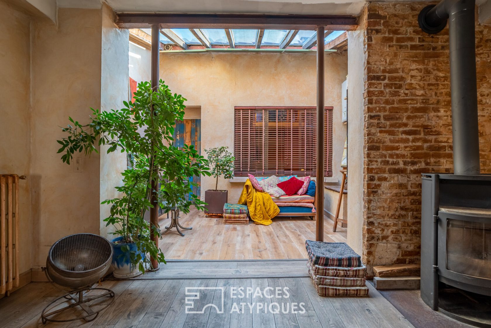 Atelier d’artiste en duplex et terrasse