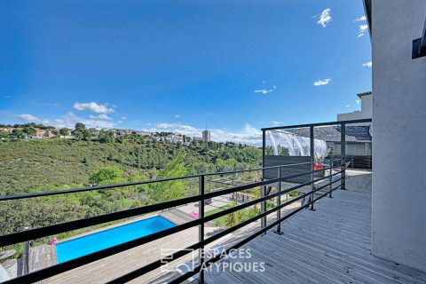 Une villa entre ciel et garrigue à Juvignac
