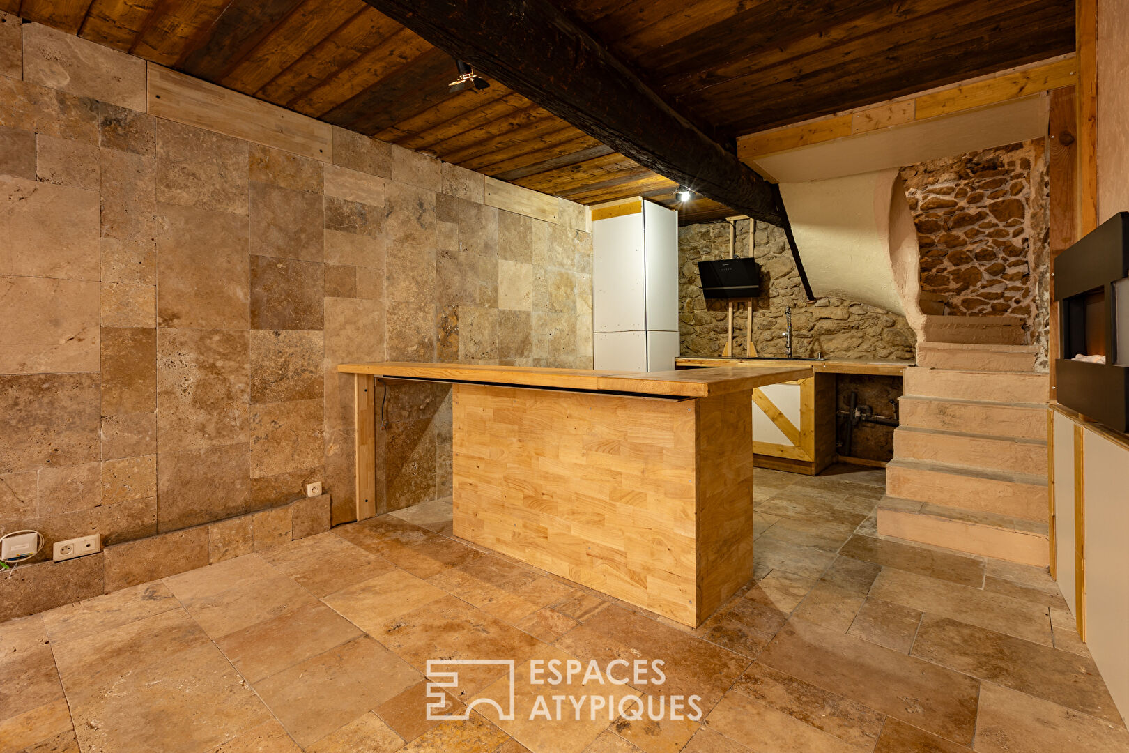 Charming village house in Sauvian