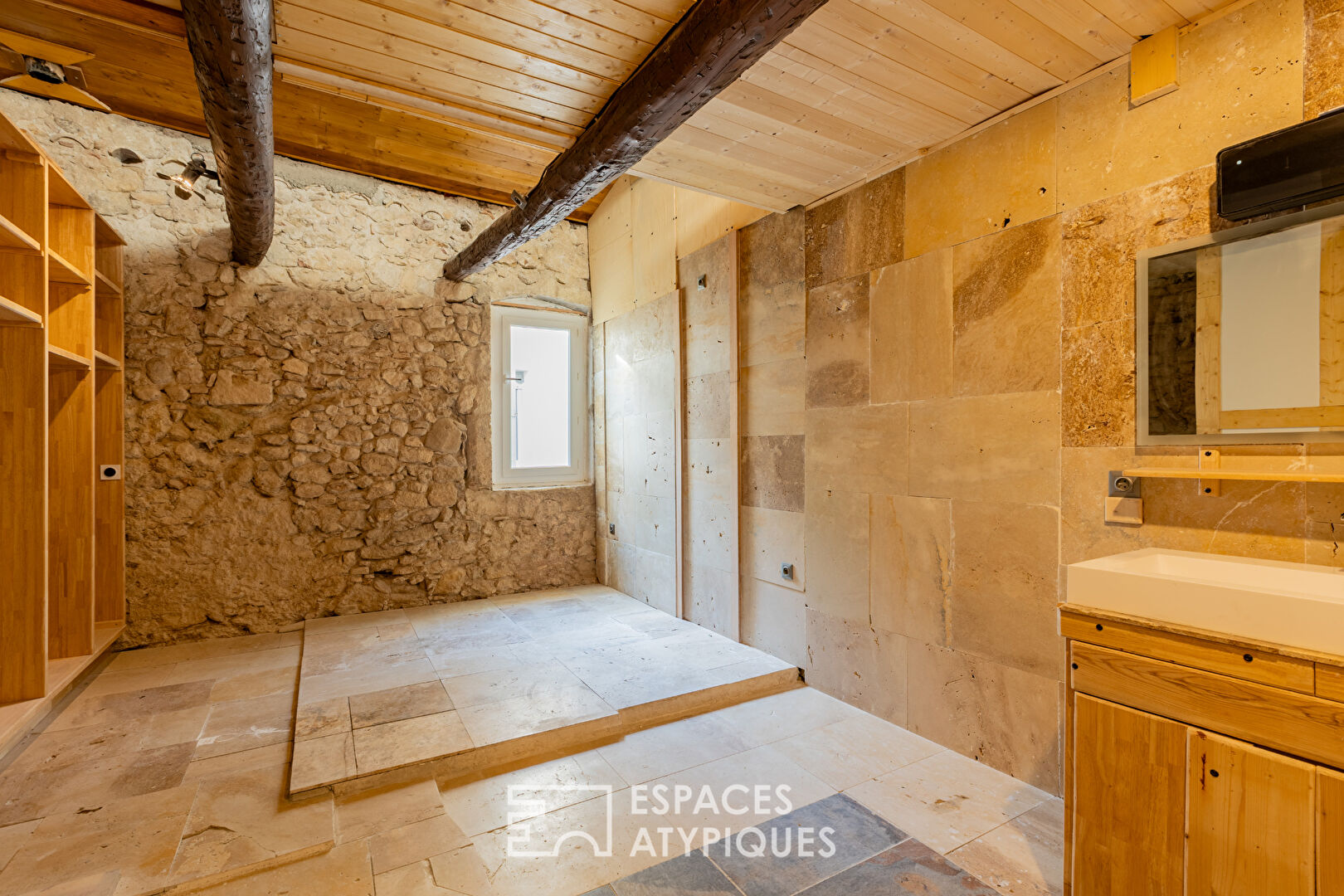 Charming village house in Sauvian
