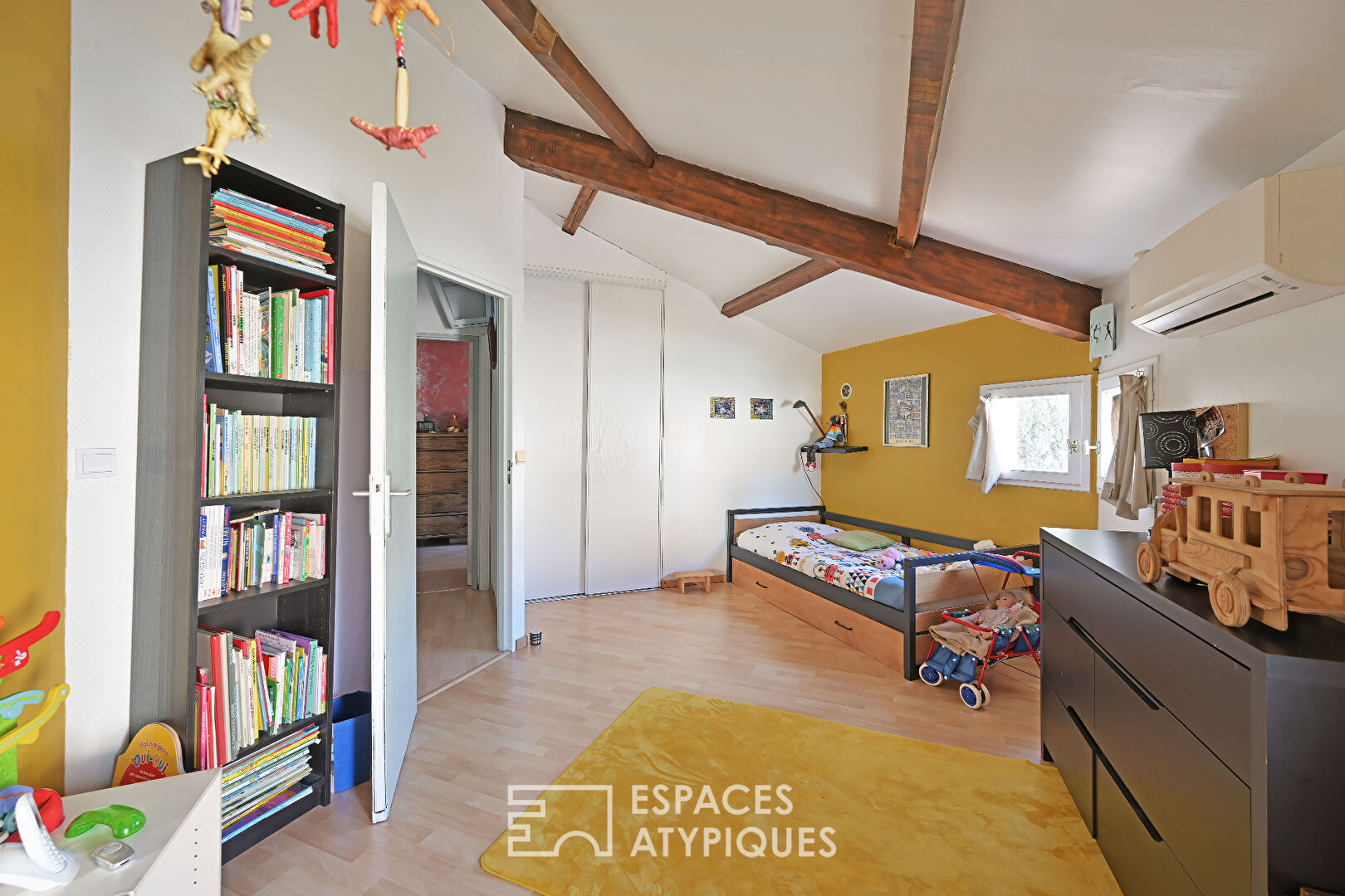 Villa avec piscine dans le quartier Croix d’Argent