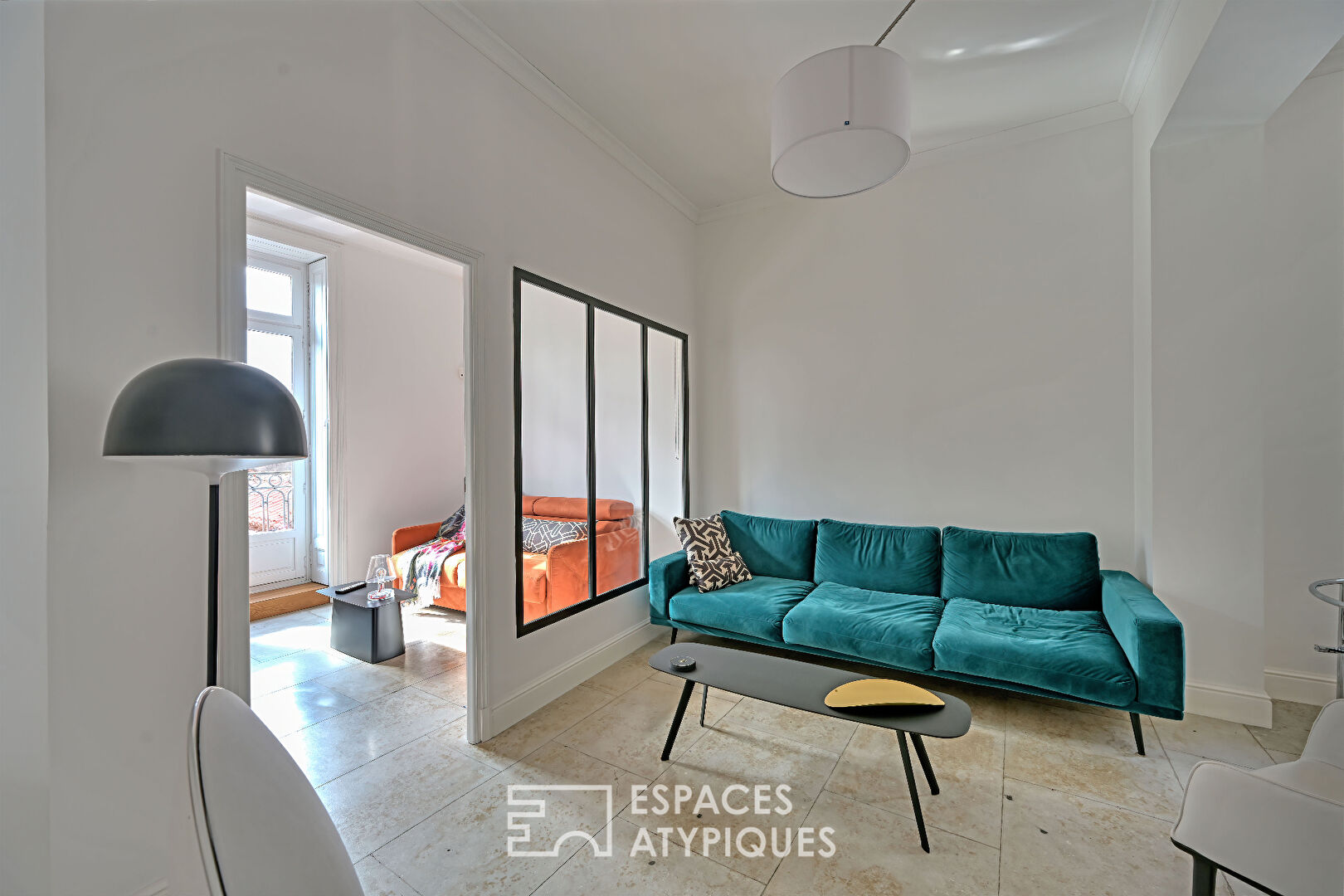 Duplex lumineux avec terrasse sur les toits en coeur de Montpellier