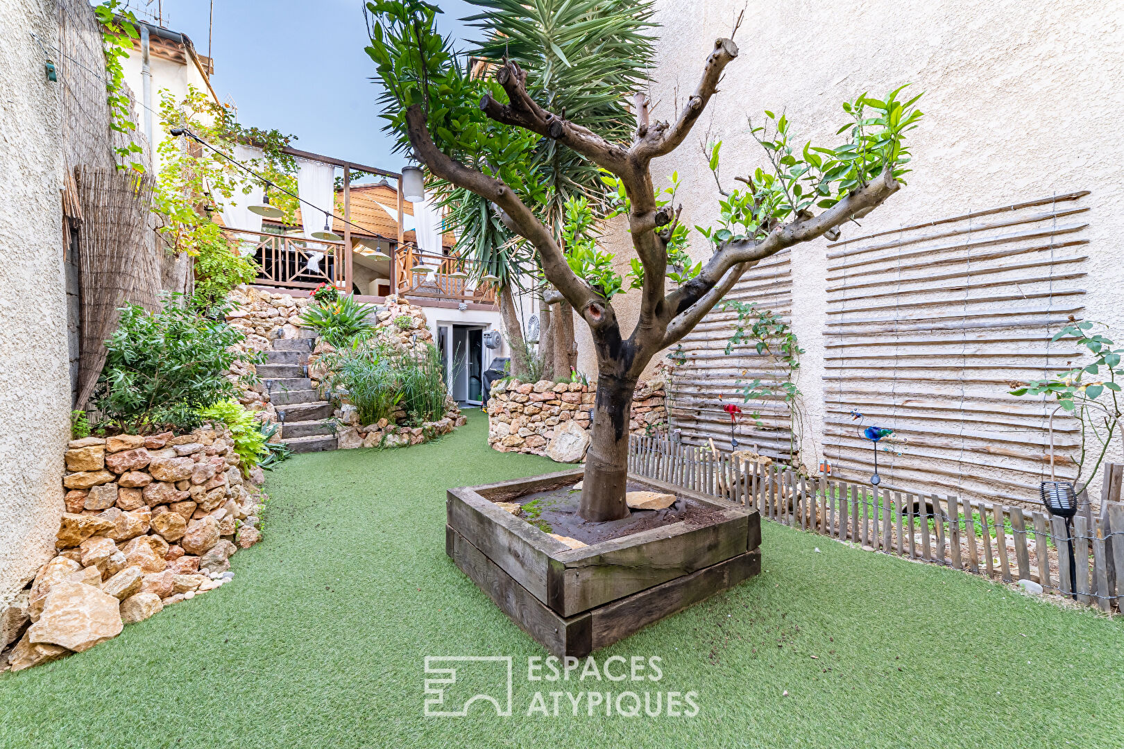 Maison de village avec piscine intérieure au cœur de Pérols