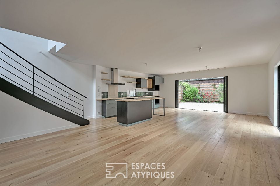 Superbe Maison moderne avec jardin paysagé