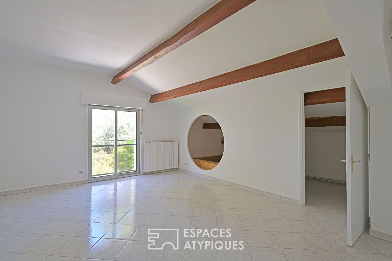 Maison de caractère au coeur d’un écrin boisé