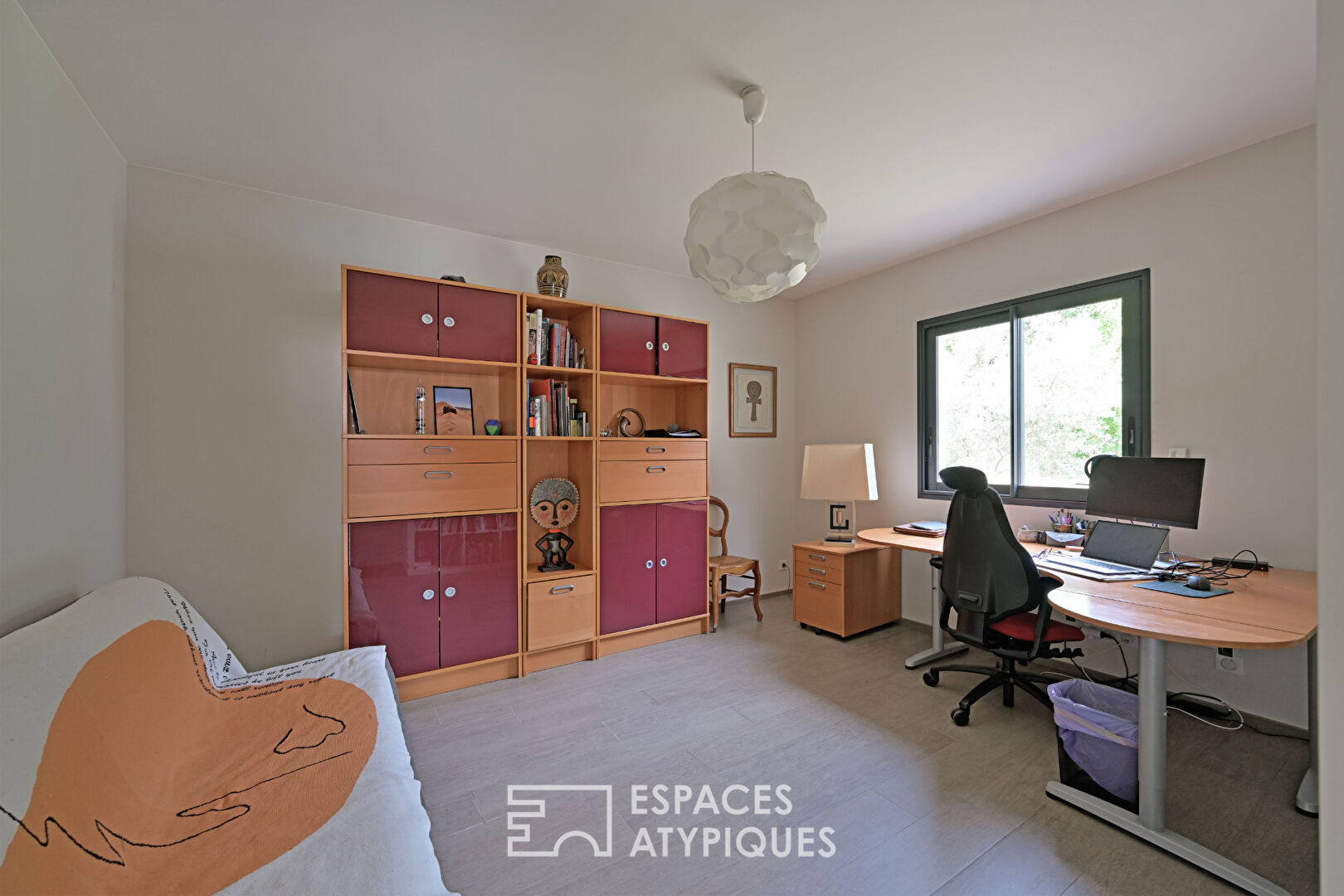 Villa contemporaine d’exception dans un écrin confidentiel à Saint-Clément-de-Rivière