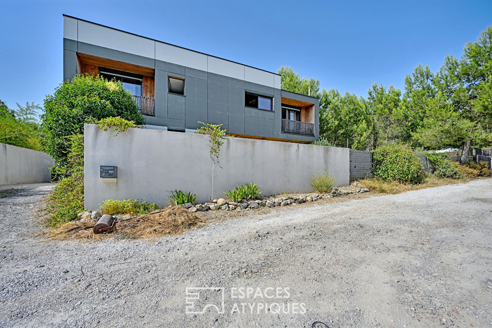 Maison St Bauzille De Montmel 6 pièces 135 m2 avec piscine, sur terrain de 455 m2