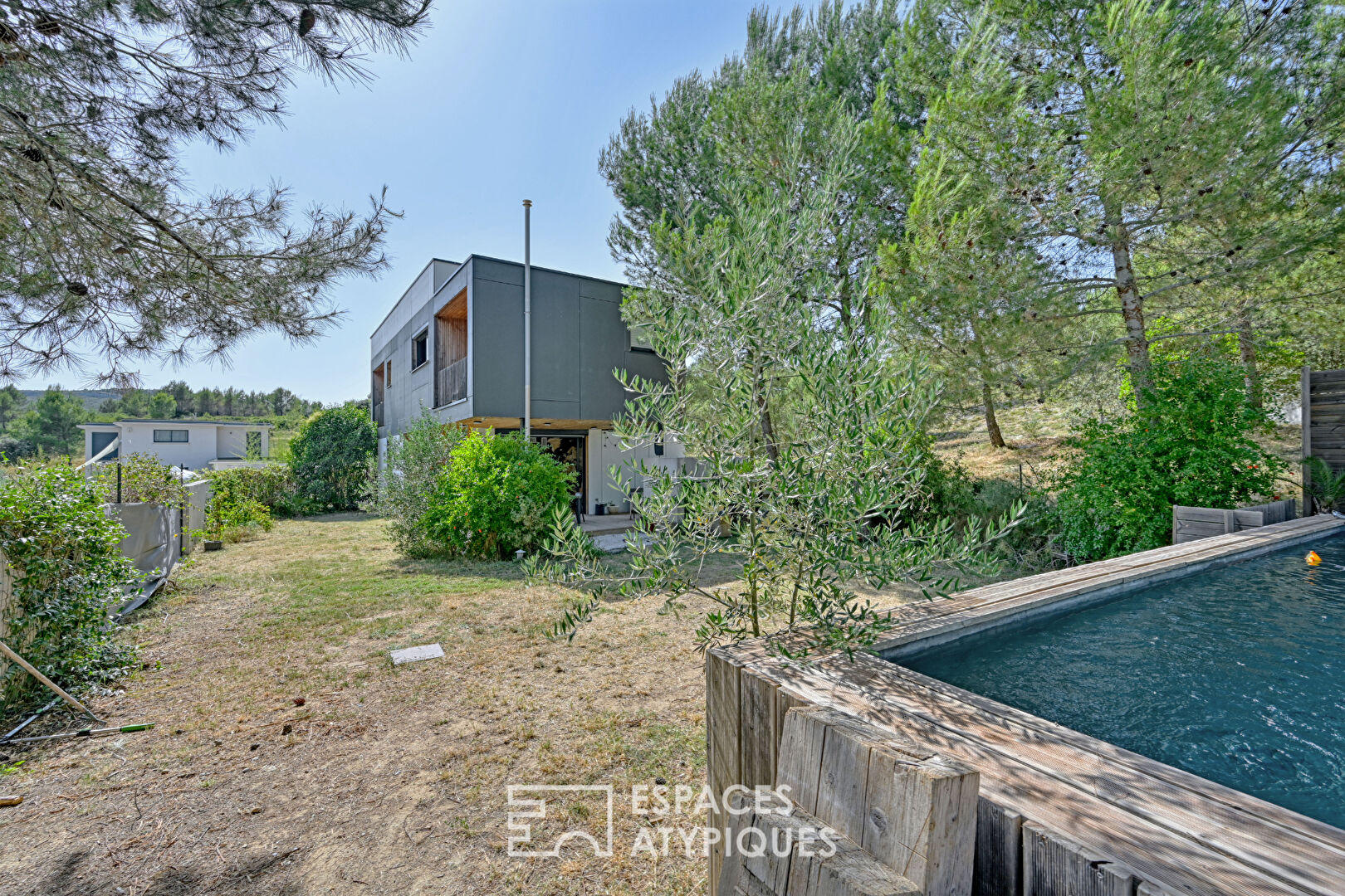 Maison St Bauzille De Montmel 6 pièces 135 m2 avec piscine, sur terrain de 455 m2