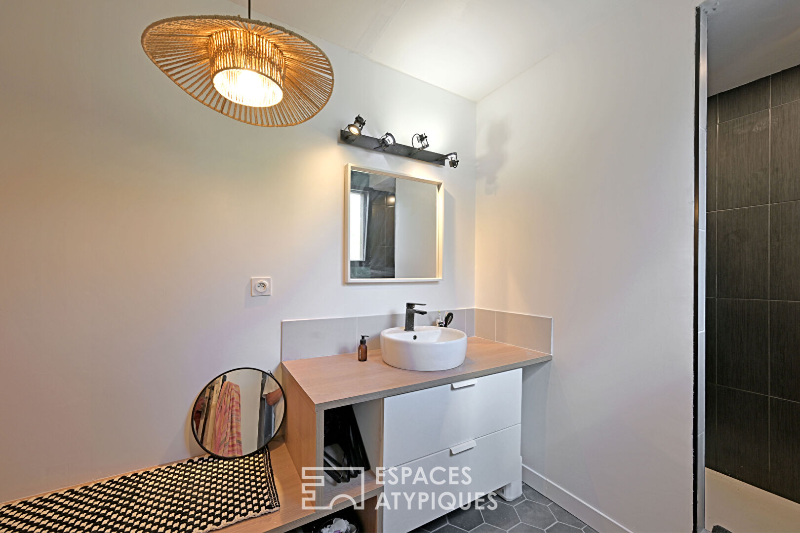 Maison St Bauzille De Montmel 6 pièces 135 m2 avec piscine, sur terrain de 455 m2