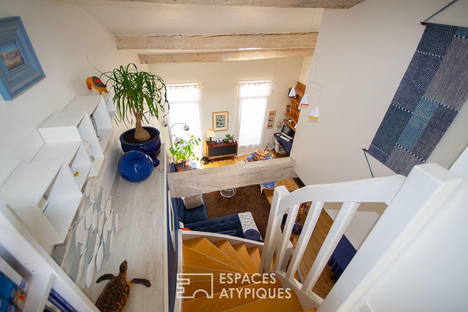 Atypique & lumineux, un bijou rénové au coeur de Sète
