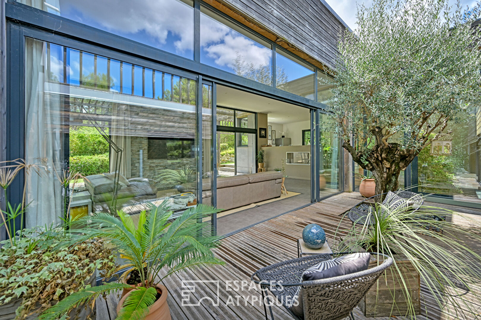 Magnifique contemporaine