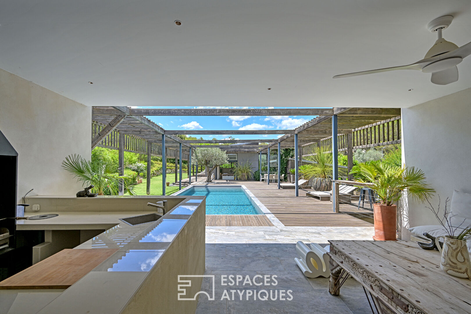 Magnifique contemporaine