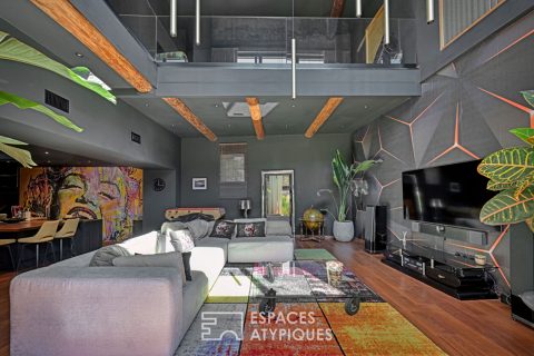 Former winemaker renovated with charm, space and swimming pool