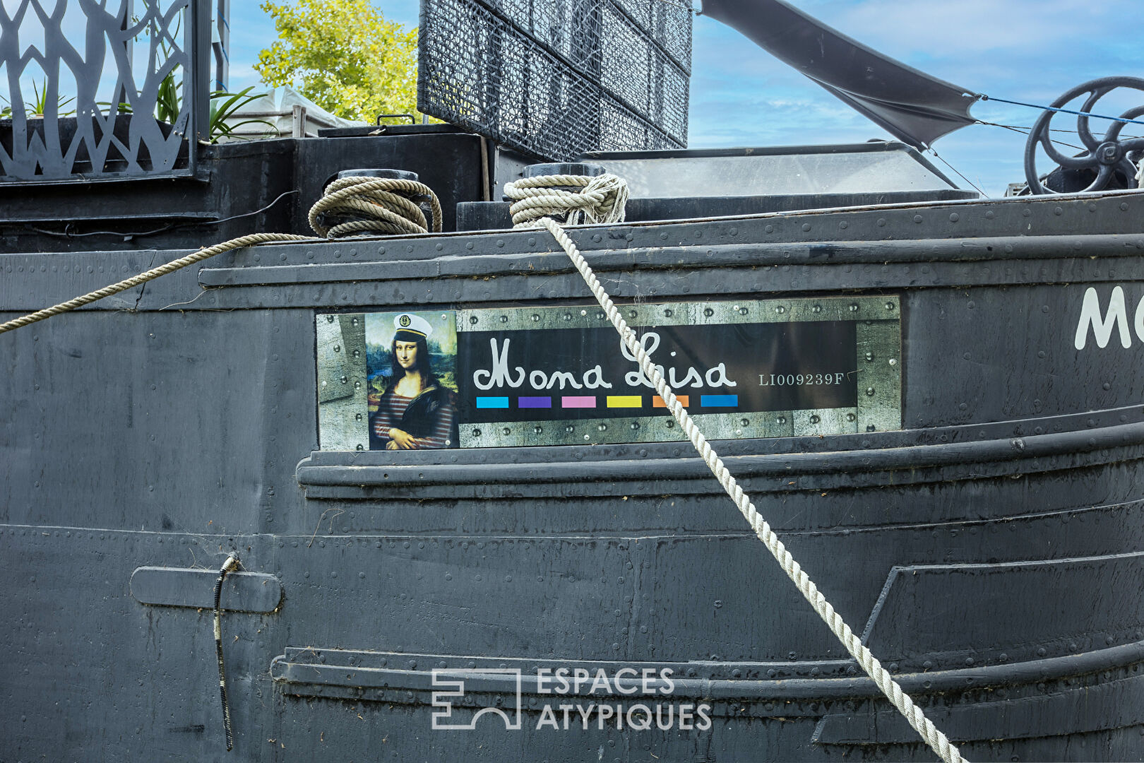 Péniche sur le canal du Midi