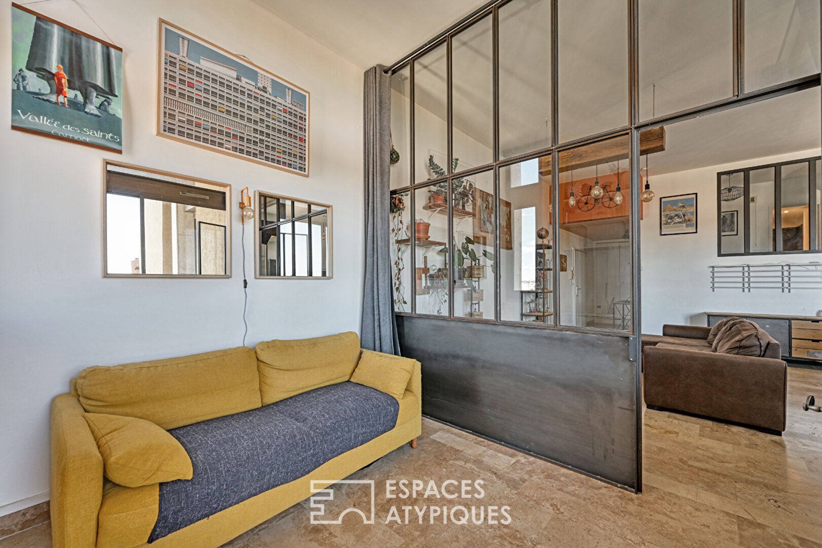 Loft contemporain avec verrière en hyper-centre