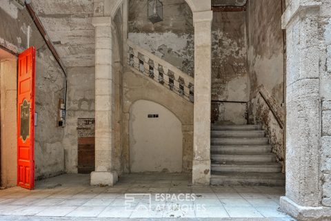 L’élégance historique dans l’écusson