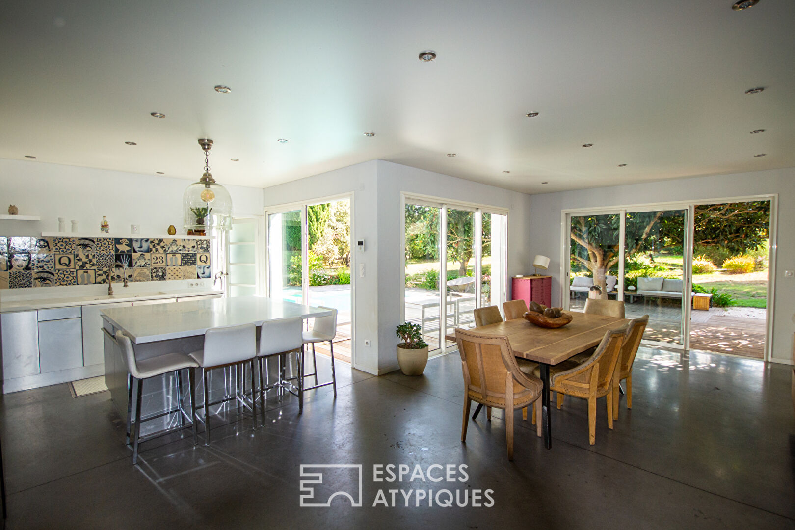 Exceptional villa in Balaruc-le-Vieux