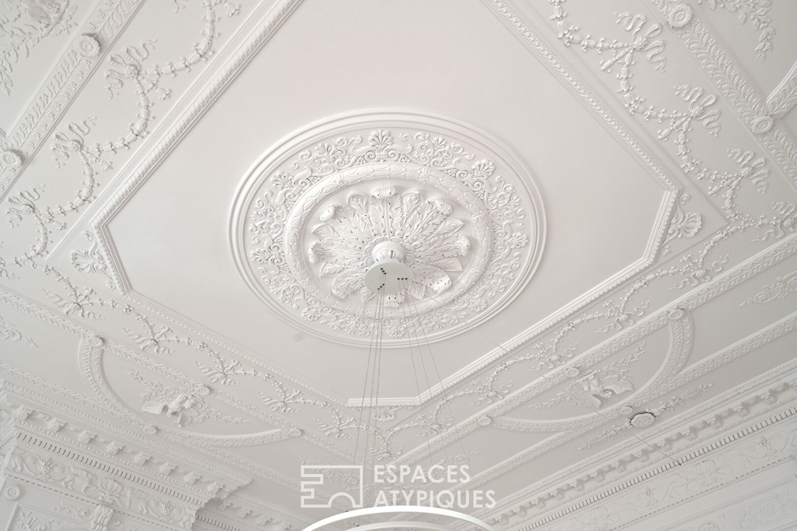 Exceptional Haussmannian apartment in the heart of Sète