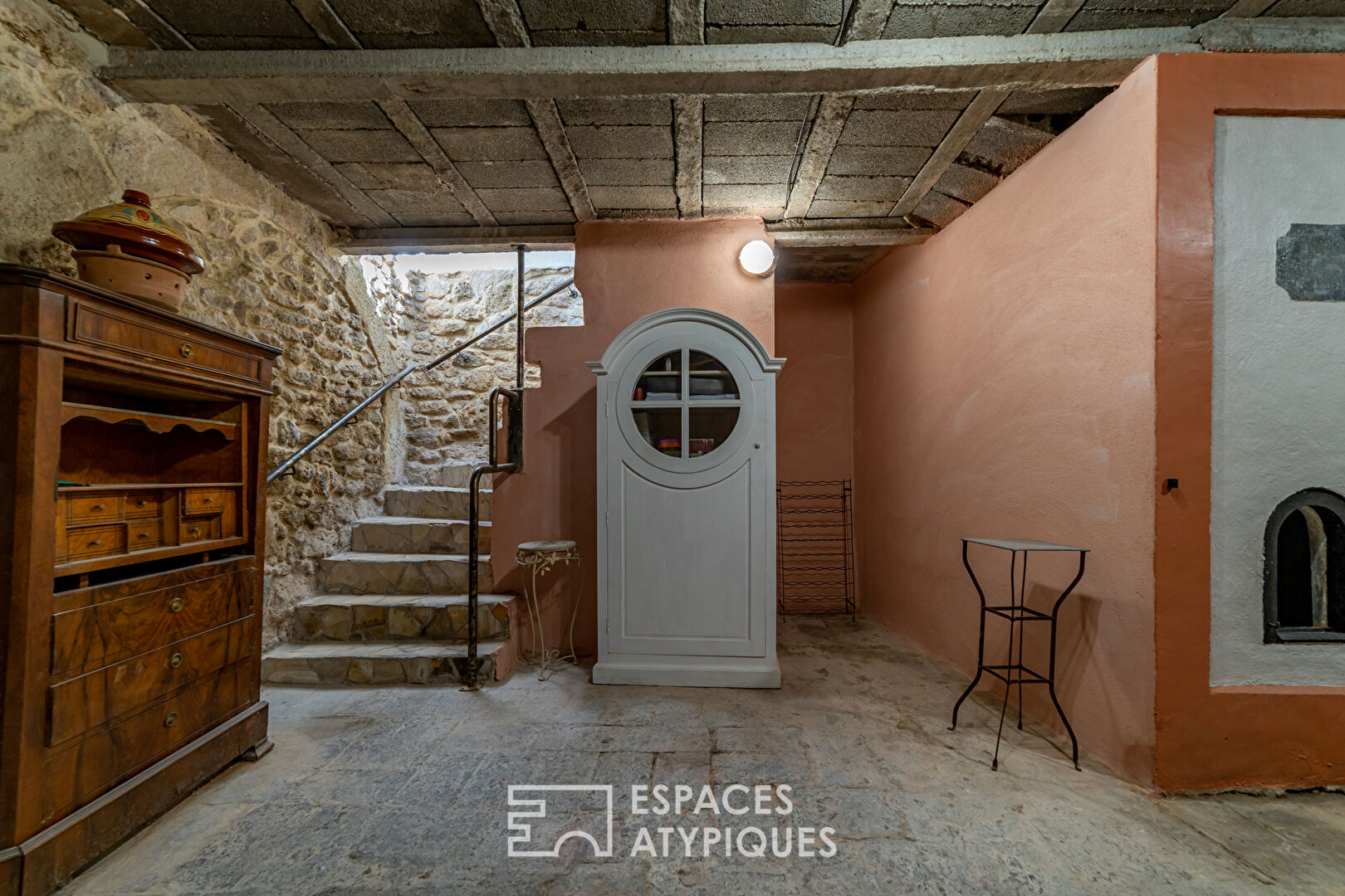 Maison de ville avec grande terrasse et sous sol