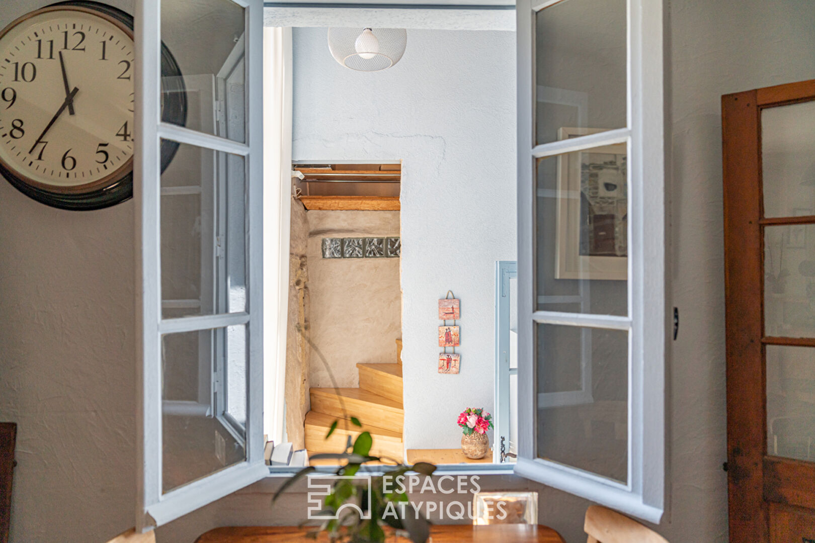 Maison de ville avec grande terrasse et sous sol