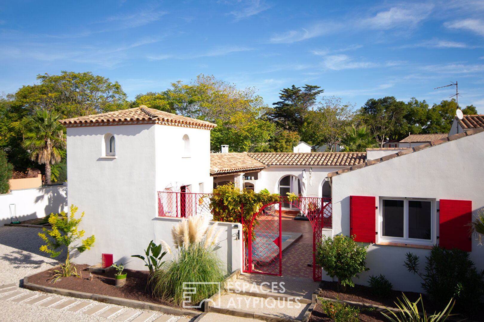 Ensemble immobilier tout près des plages à Vic La Gardiole