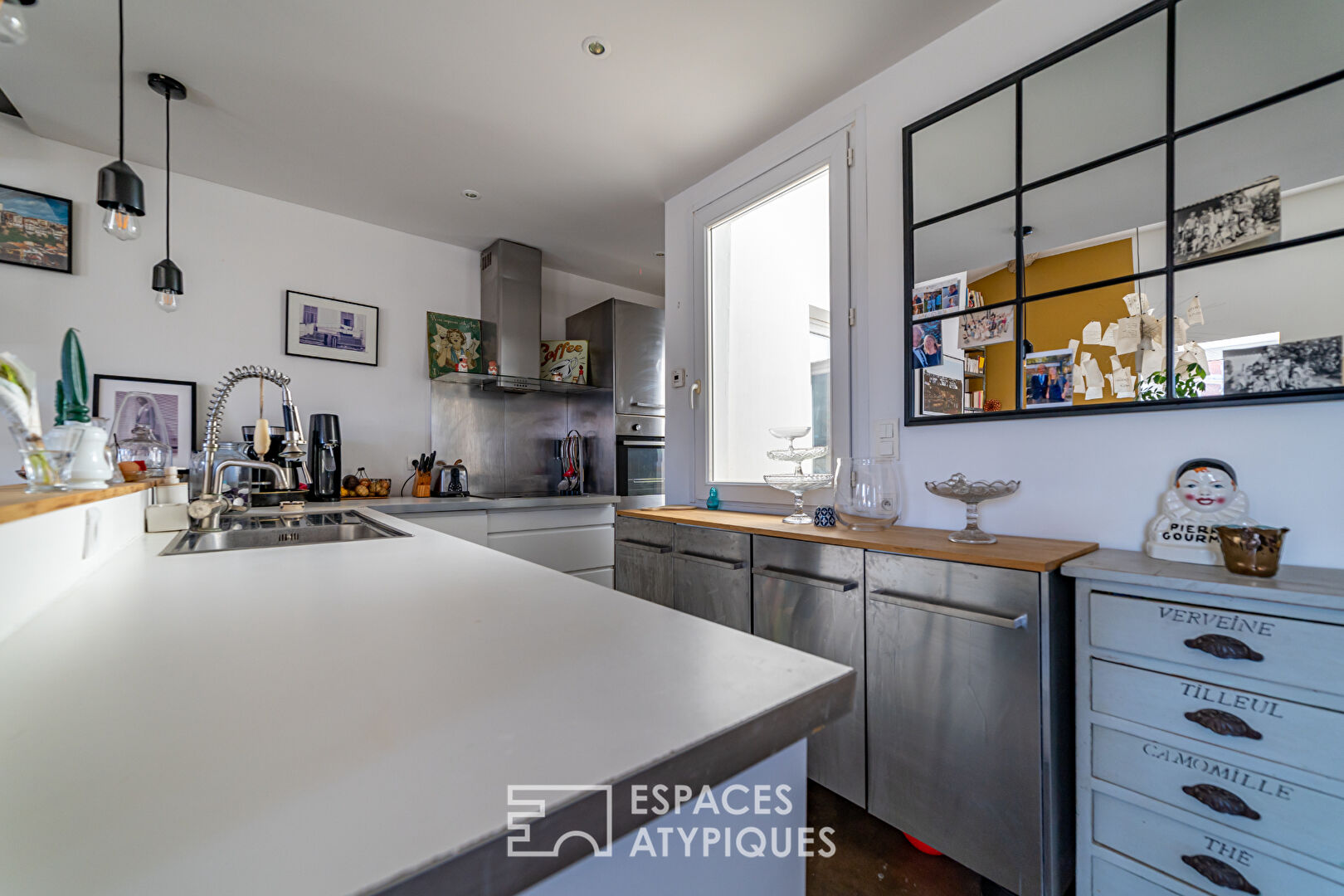 Loft d’exception en dernier étage : vivez au sommet !