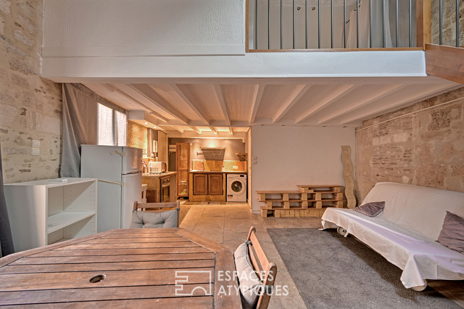 Duplex apartment in the Ecusson