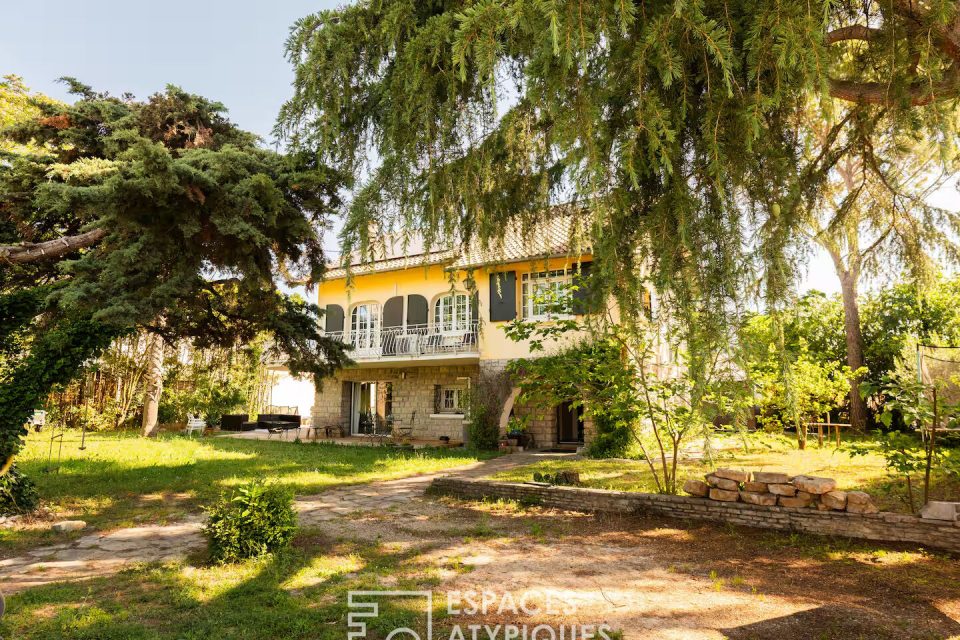 Villa d'artiste aux volumes audacieux