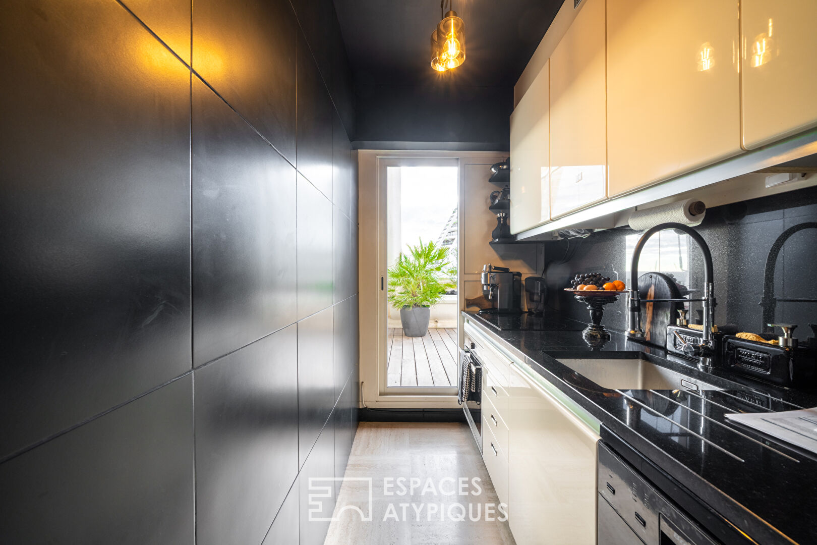 Inverted duplex with panoramic view