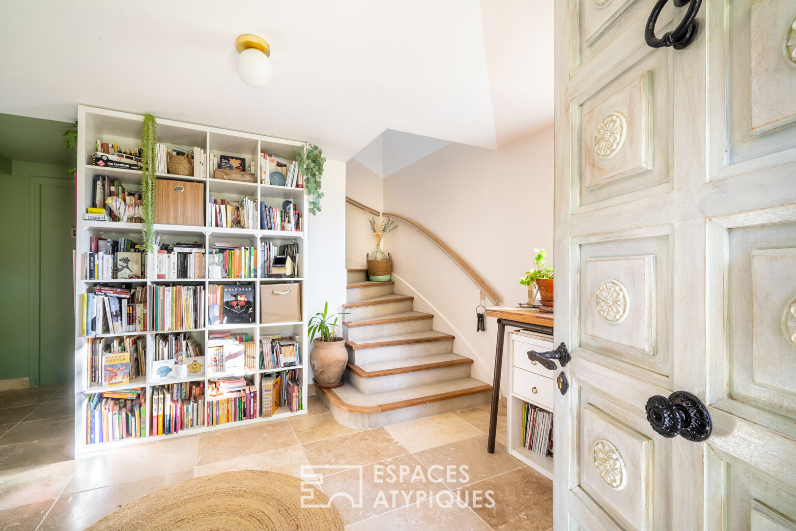 Spacious Villa Reinvented in the Pic Saint Loup