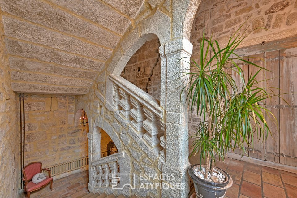 Murmures d'Histoire et Évasion Contemporaine