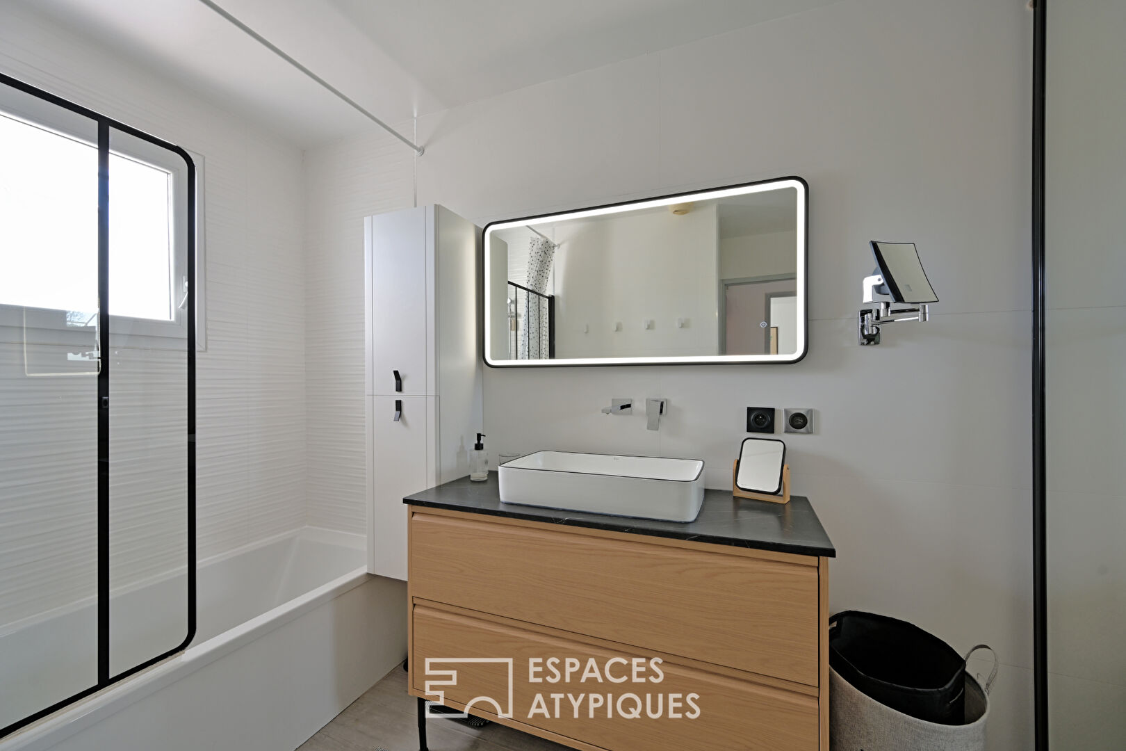 Maison cachée, rénovée avec piscine et au calme absolu à Montpellier