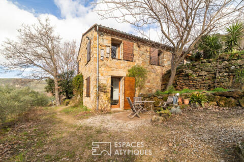 Maison en pierre rénovée sur un domaine de 8Ha, aux portes de Montpellier