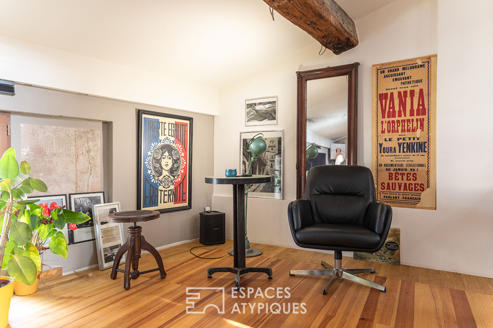 Duplex de caractère au cœur historique de Pézenas – Vues Imprenables !