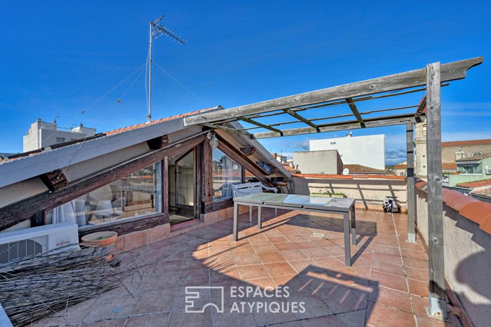 L'ancienne poste de Palavas métamorphosée en maison de ville avec toit terrasse vue mer