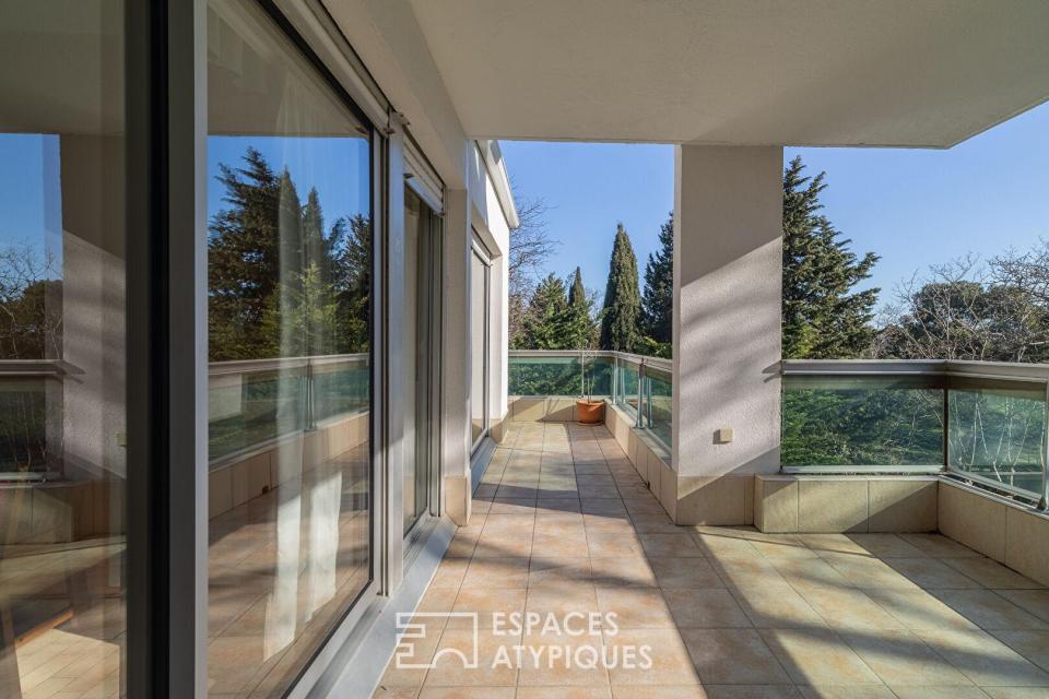 Grand appartement avec terrasse sur le Parc Montcalm