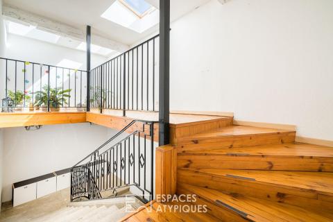 Renovated bourgeois house